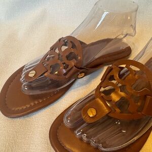Tory Burch Sandals Tan flip flops
